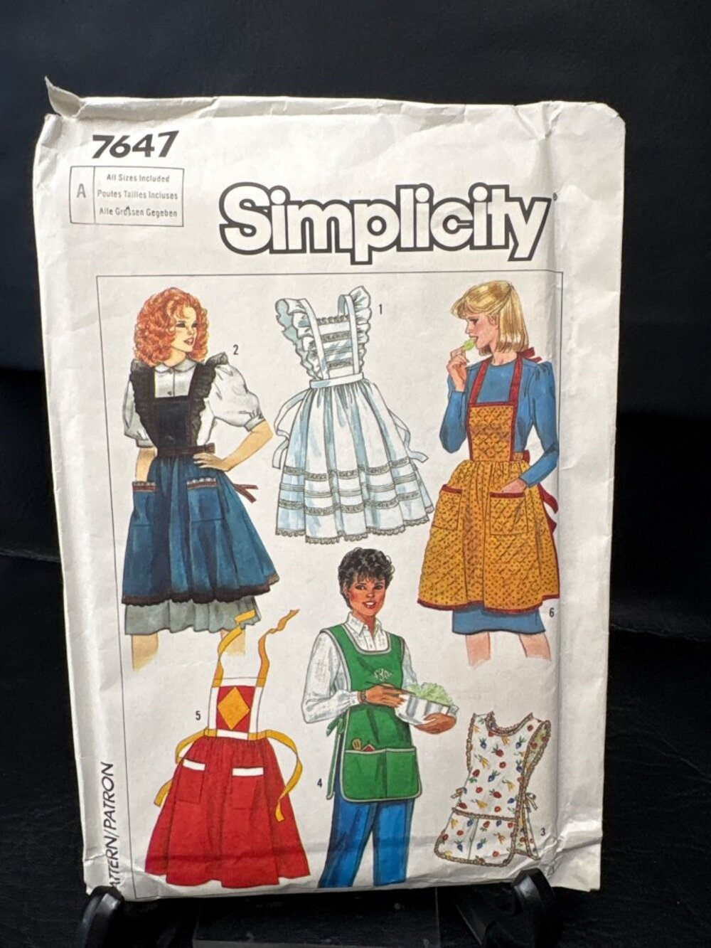 Simplicity 7647 All Sizes Misses Apron Sewing Pattern Uncut Vintage